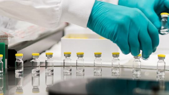 Agenția Europeană a medicamentului va emite noi recomandări privind vaccinarea cu AstraZeneca