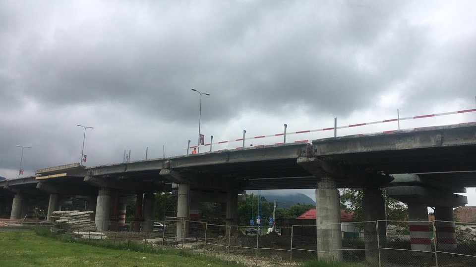 Dacă nu deschid pasajul Fartec de la 1 iulie, constructorii vor fi buni de plată. "Numai" 2,4 milioane de lei