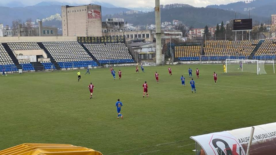 Corona Brașov " Cetate Râșnov, 3 -1 pe Tineretului