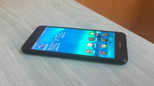 Linie telefonică de suport psihologic-emoţional pentru persoanele afectate de COVID-19, gratuită