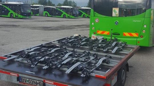 De vineri, autobuzul spre Poiană va transporta și bicicletele. Fiecare biciclist o va asigura în suport, șoferul nu va face acest lucru