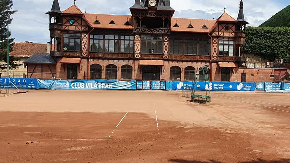 Liber la tenis, de luni, pe 5 terenuri reamenajate la Olimpia