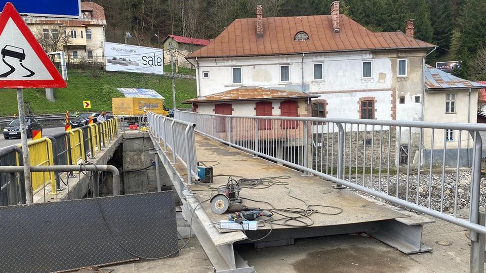 Trafic restricționat, de luni, pe DN1, la Azuga