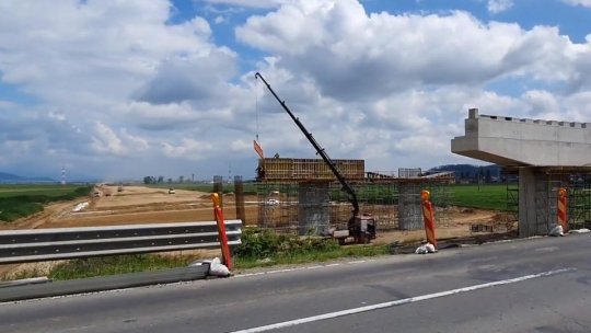 Traseul autostrăzii Braşov " Bacău, modificat pentru evitarea poluării fonice în unele localități