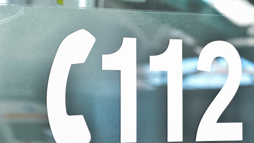 Două minore au pus pe jar polițiștii din județ pentru că au vrut să se distreze pe seama operatorilor de la 112