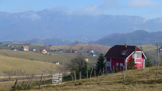 Noaptea de Sânziene, marcată la Şirnea. Ziua Universală a Iei, sărbătorită şi la un mall din oraş, sâmbătă (AUDIO)