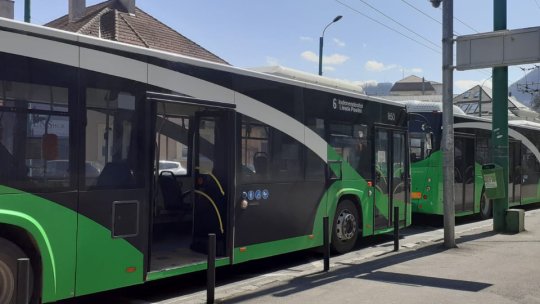 De luni, autobuzele RAT BV circulă după orare modificate, în vacanța elevilor