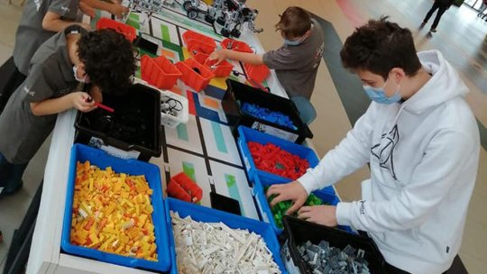 Expoziție de tehnică și inovație, organizată în cadrul conferinței anuale TEDxBrașov