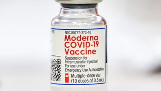 Adolescenții s-ar putea vaccina anticovid, în viitor, și cu Moderna