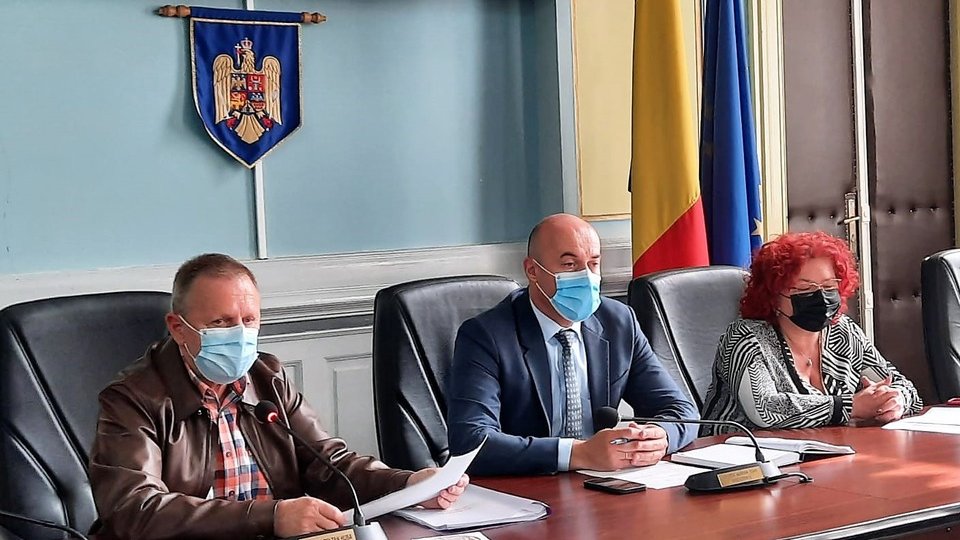 Lucrătorii HoReCa, față în față cu reprezentanții instituțiilor care-i controlează