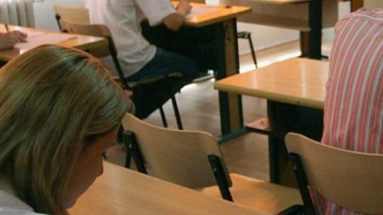 Peste 300 de candidați înscriși pentru a susține, miercuri, examenul de Definitivare în învățământ