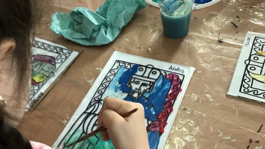 Icoane pe sticlă " atelier de pictură pentru copii, la Casa Mureșenilor