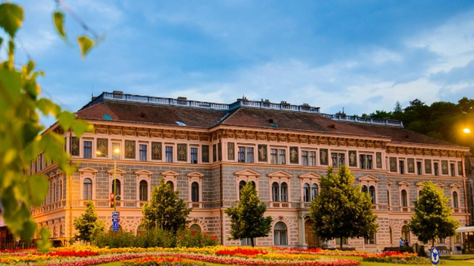 Universitatea Transilvania are deja un candidat admis cu media 10. La Facultatea de Construcții