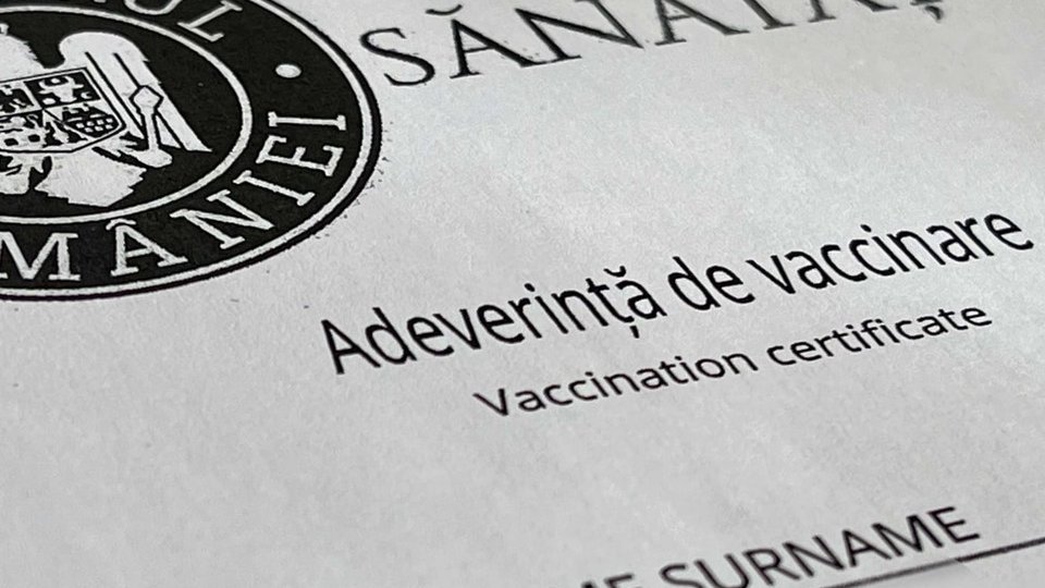 1 zi liberă / doza de vaccin anticovid, pentru angajați, părinți, elevi sau studenți. Legea a fost promulgată vineri