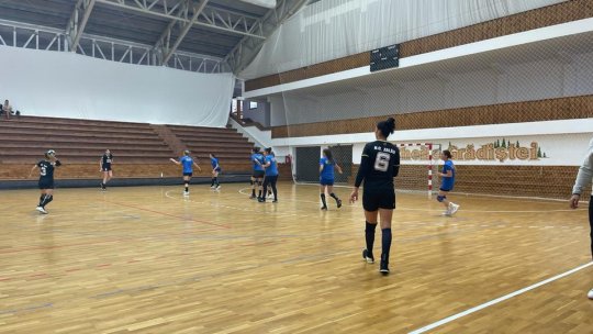 Echipa de handbal feminin a Coronei continuă seria jocurilor de pregătire