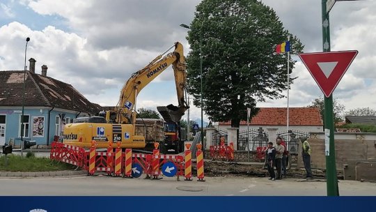 Despre canalizarea din Stupini, online, cu Primăria, marți