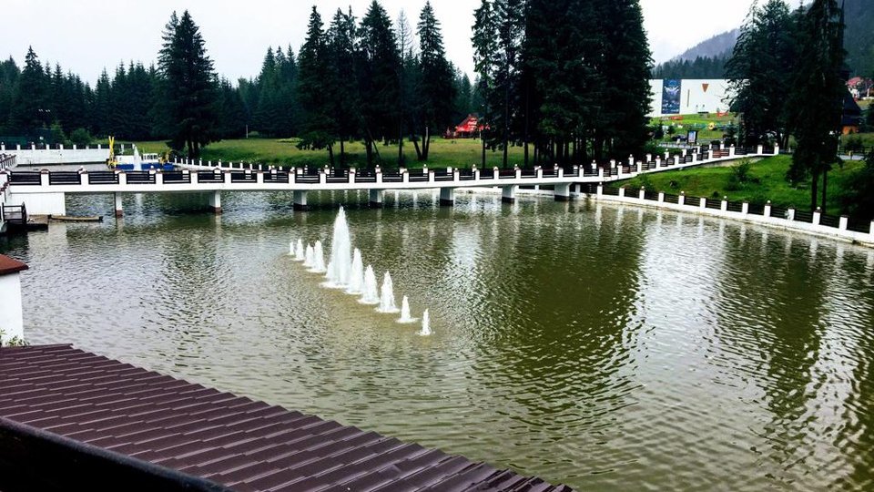 Mii de turiști, zilele acestea, la Brașov