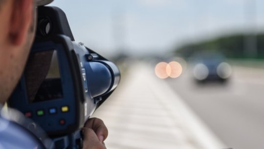Recorduri de viteză sancționate, pe tronsonul de autostradă dintre Râșnov și Cristian