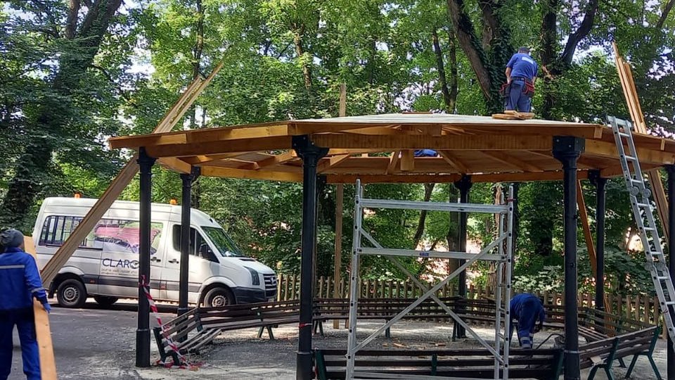 Foișoarele de pe Aleea de sub Tâmpa, reabilitate