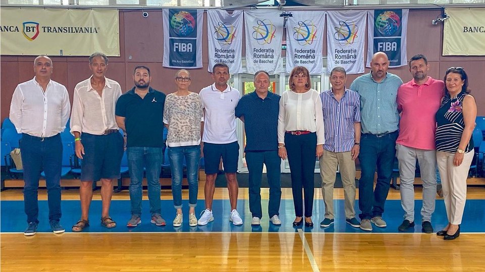 Carmen Tocală a câştigat alegerile pentru funcţia de preşedinte al Federaţiei Române de Baschet