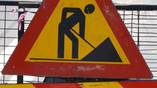 Atenție, șoferi! Trafic îngreunat pe DN 13, pentru lucrări de asfaltare