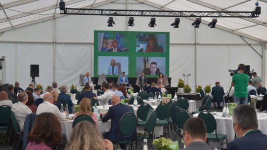 FOV la BRAȘOV. Semnarea Convenției primarilor, pentru asumarea unor ținte comune în privința combaterii poluării