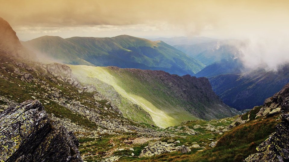 Simplu și frumos, de Ziua Muntelui