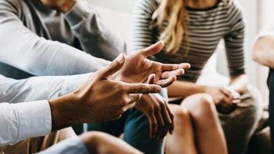 Grup de sprijin pentru persoanele diagnosticate cu probleme oncologice