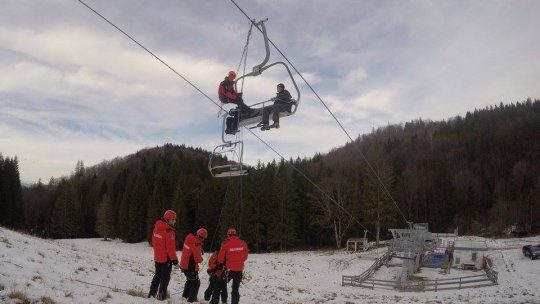 Un copil de 6 ani a căzut din telescaun în Poiana Brașov