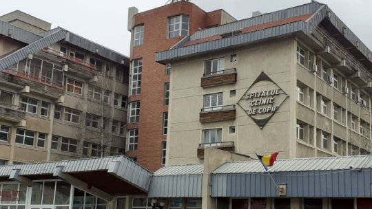 Un adolescent s-a tăiat la picior, pe pârtie, în Poiană