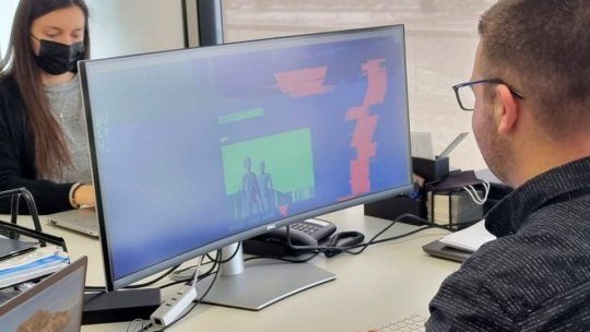 Elevii brașoveni învață, direct, de la experții SRI. Trei colegii din Brașov participă, în fiecare lună, la Vinerea Cyber