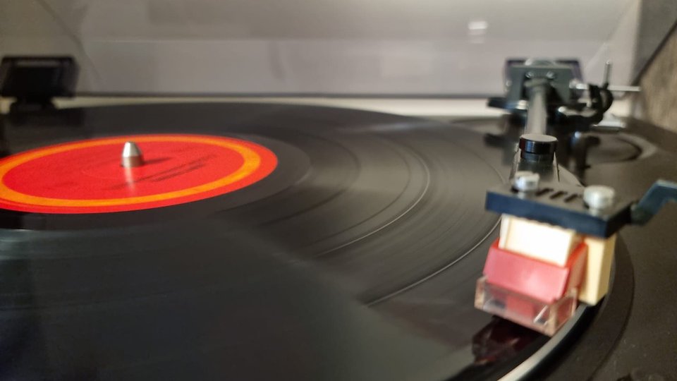 Vinilul renaște în era internetului