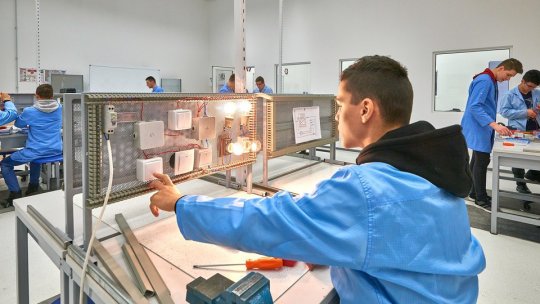 Învățământ dual la nivel universitar, la Brașov