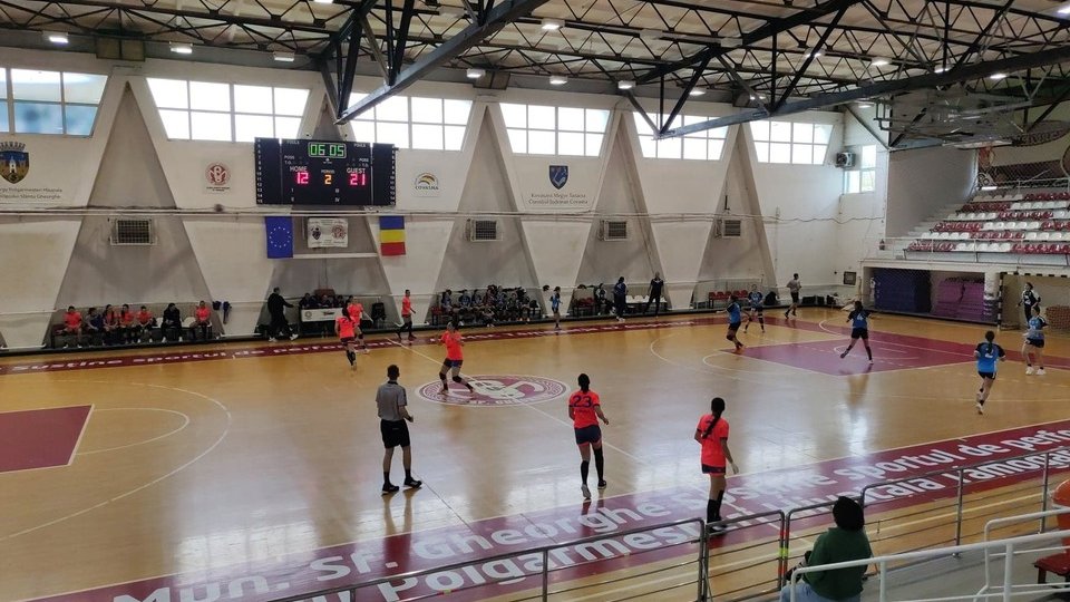 Un nou succes categoric pentru handbalistele Coronei
