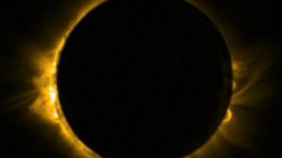 Eclipsa parţială de soare de astăzi, vizibilă şi de la Brașov