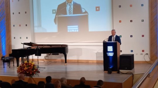 Peste 20.000 de studenți au început, astăzi, anul universitar, la Brașov