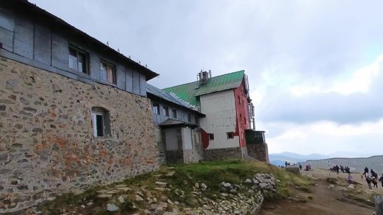 Cabana Babele, scoasă la vânzare