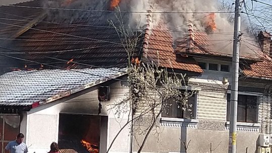 Incendiu la o casă din comuna Recea