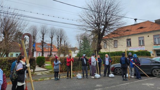 100 de copaci, plantați astăzi, la Sânpetru