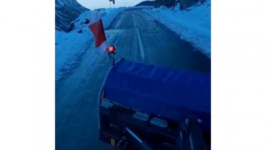 Se închid mai multe segmente de drum pe Transfăgărășan și Transalpina