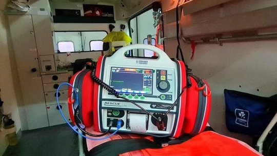 Defibrilator profesional în dotarea Salvamont Râșnov