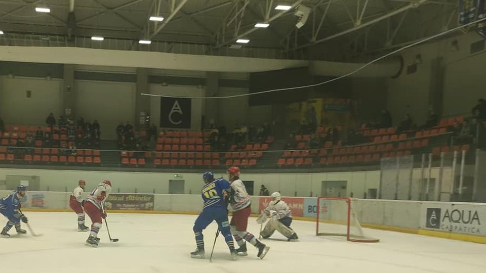 5 la 1 pentru hocheiștii Coronei în duelul cu CSM Galați