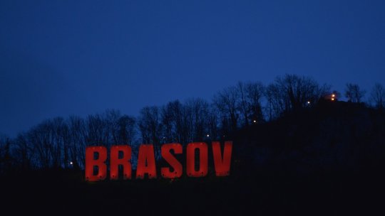 BRAȘOV-ul, iluminat în roșu de Ziua europeană a numărului de urgenţă 112