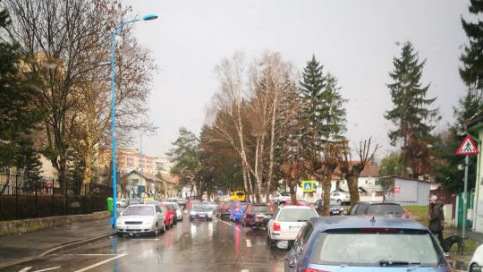 Guvernul ar putea plafona tarifele la poliţele RCA pentru şase luni