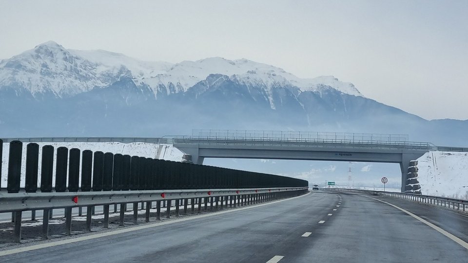 Autostrada Brașov-Bacău, în dezbatere și la Hărman