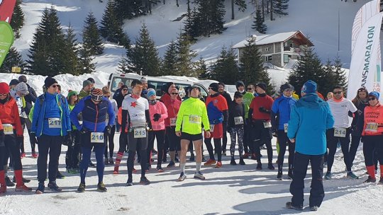 Au alergat pe zăpada Transfăgărășanului pentru pacienții HOSPICE din țară și din Ucraina