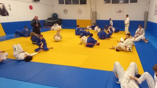 Medalii pentru micii judoka de la Dinamo Brașov și ACS Alpin Brașov