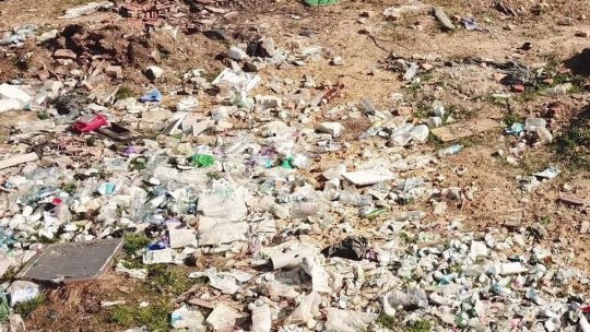 Orașul Brașov nu a început, încă, procedurile de închidere a gropilor de gunoi neconforme