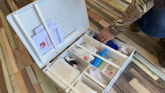 Ce trebuie să conțină kit-urile de supraviețuire și prim-ajutor în caz de calamitate