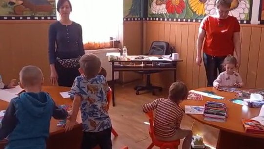 3 grădinițe din Brașov primesc copii ai refugiaților. 8 au început deja activitățile la Grădinița nr. 2 (VIDEO)